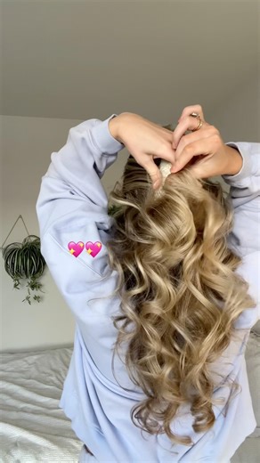 overnight heatless sock curls FOREVER #hairtutorial