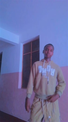 felix guy 2 (@misheveve2022)’s videos with original sound - Muga💚