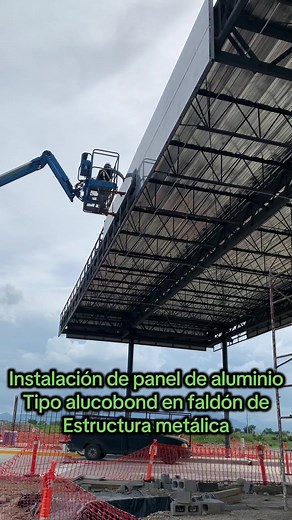 Instalación de paneles de aluminio alucobond en estructuras