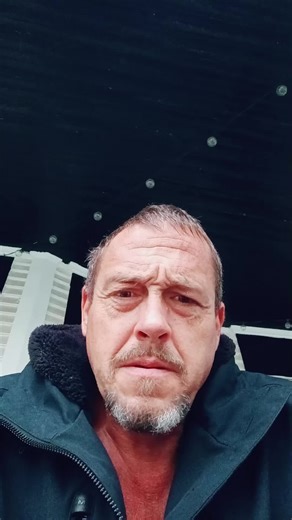 Hishomelesspoet (@hishomelesspoet)’s videos with original sound - radatude0