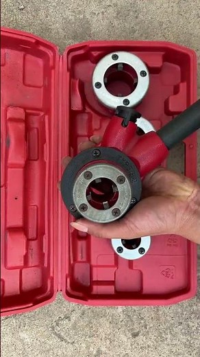 Handheld Manual Ratchet Threading Machine