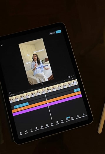 Si tuvieran que describirme en 2 palabras…probablemente serían type A. Listas, horarios, querer tener todo claro, aunque no siempre lo esté. (no es tan aesthetic como parece) Quédate por aquí para disfrutar de este caos ordenado conmigo, y puede que se te peguen algunos hábitos para lograr tus 1500 metas del 2026 🤍 #creatorsearchinsights #typea #lima #organization #2026goals