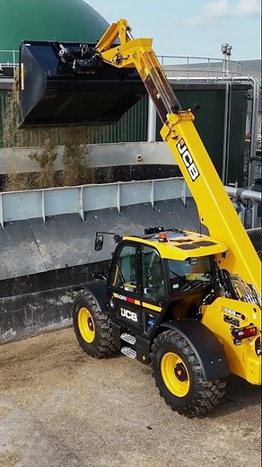 Using a JCB telehandler to turn waste into power