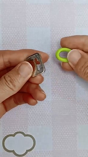 1M views · 6.8K reactions | How to tie a simple keychain #handmade #diycrafts #diy #crafts | Craft Home | Facebook