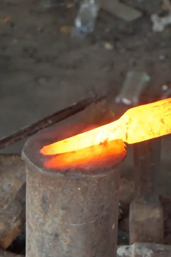 10K views · 116 reactions | Forging a Cute Knife Handle Tang #reelstrending #reelsviralシ #reelsfacebook #reelsfypシ #reelsinstagram #reel #reels #reelschallenge #reelsvideoシ #amazing #videos #amazingvideos | Forged Creations | Facebook