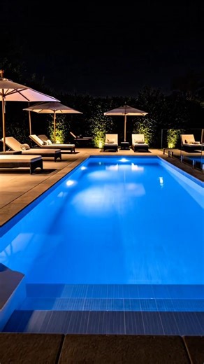 Cleaning the Swimming Pool #timelapse #shorts #youtubeshorts