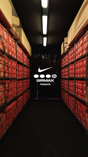 Nike Sportswear on Instagram: "Welcome to Dynamic Land. Step into a new dimension, transformed by the Air Max Dn. Celebrating the next generation of Air technology in a tilted reality of thrilling experiences, arcade games, and performances.👽 Prepare to feel the unreal and enjoy the ride. 🟣🟣🟣🟣 #AirMaxDn La dimension Air Max Dn est ouverte ! Dynamic Land t’attend tout le weekend pour vivre une expérience hallucinante. Viens célébrer la nouvelle technologie Air dans un univers surréel d’attra