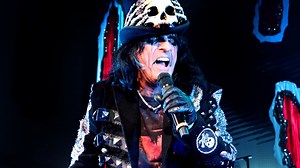 Alice Cooper announces the Ol’ Black Eyes Is Back UK tour