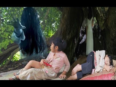 The little girl lost her mother many nights in the forest. She is in critical condition - Tiểu Nga