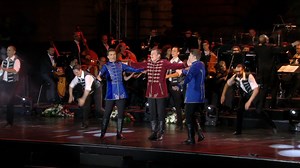 A Budapesti Operettszínház sztárjai holnap este a Duna képernyőjén ⭐️ Budavári Palotakoncert 2020 1. és 2. rész csütörtökön este 19.55-től és 21.20-tól a csatornánkon 🎶 | Duna Televízió