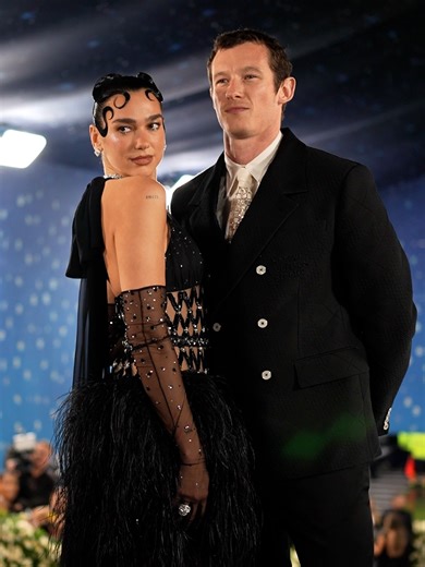 La romance de Dua Lipa et Callum Turner