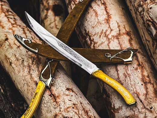 Custom Handmade Legolas Greenleaf’s Swords Duo With Wall Mount, Fantasy Sword, Cosplay Sword, Ideal Birthday Gift for Him, Boyfriend Gift - Etsy