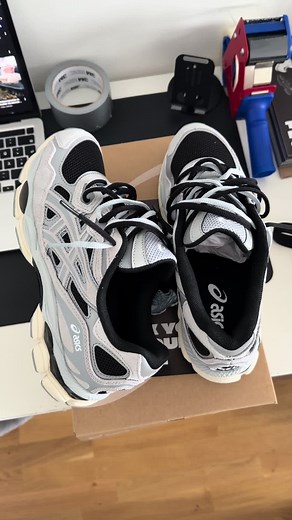 ASICS GEL NYC in Grey and Black: Style Overview