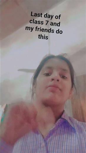 Last day of class 7 and my friends do this 😲😯 #classera #myclass #myclassroom