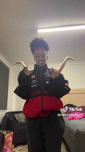 Learning Hand Choreography with Mom