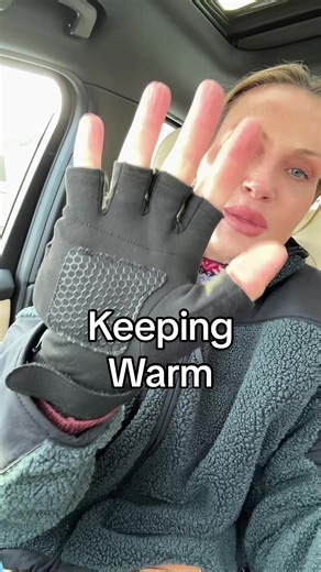 Rechargeable Heated Gloves for Outdoor Comfort