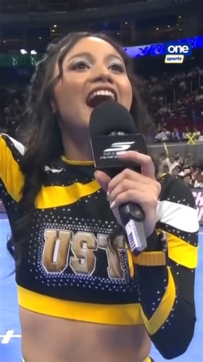GHOUSTE?! 👻 The UST community shows out loud and proud for the UST Salinggawi Dance Troupe in the UAAP Season 88 Cheerdance Competition! #UAAPSeason88 #LegendsStartHere #StrengthInMotionHopeInAction | One Sports