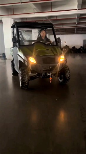 800cc 4x4 Farm Utility UTV -EFI V-Twin cylinder -60HP Automatic L-H-N-R-P 2 seats, winch 2000Lbs emaxbike2016@gmail.com WhatsApp 8618565119998 Displacement: 800ml Cylinder bore × stroke: 91 × 61.5 mm Compression ratio: 10.8:1 Maximum horsepower: 60HP Maximum power: 44KW/7000rpm Maximum torque: 73 Nm/5500 rpm Maximum load capacity: 300kg Maximum speed: 90 km/h Fuel supply system: Bosch electronic fuel injection Fuel: ≥ 92# and above unleaded gasoline Fuel tank capacity: 27L Ignition method: ICDI 