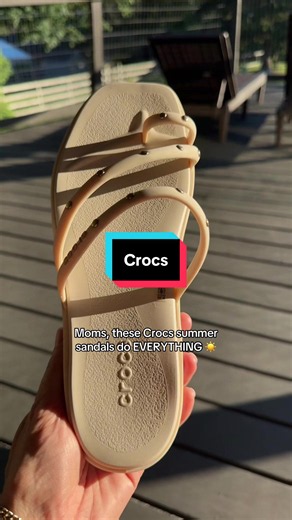 These Crocs Miami Toe Loop Sandals are the ultimate summer sandals for moms ☀️ Waterproof sandals that are comfortable enough for all-day wear and cute enough for every outfit. If you’re looking for Crocs sandals this summer, start here. @Crocs #CrocsMiamiToeLoop #CrocsSandals #SummerSandalsForMoms #WaterproofSandals #dealsforyoudays