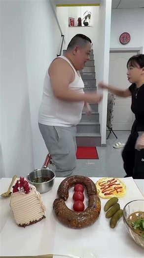 Smells amazing! 🤤 We're just here to conduct a very thorough food quality inspection. 😋🍽 #Mukbang #EatingShow #FoodTok #TikTokLife #foodlover
