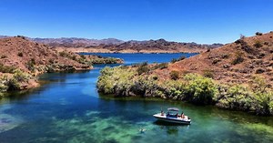SHH! 7 secrets about the mysterious Lake Havasu