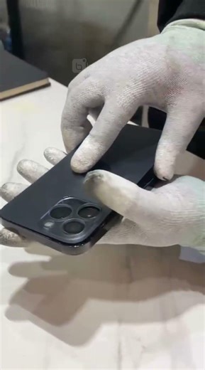 Broken Back Glass? Make Your iPhone Look New Again 😎 #buzzmeeh #androidphone #screenreplacement