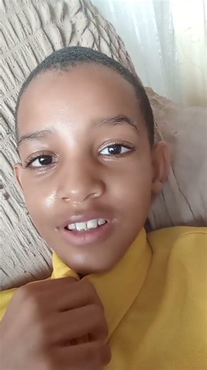 pls it's a surprise help me reach 1k subs