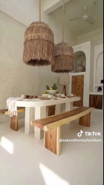 This villa got a whole transformation with stunning new furniture from OAK AND HONEY. What do you think? #newfurniture #housetransformation #interiordesign