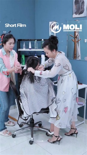 65K views · 615 reactions | Con gái 30 tuổi muốn làm đẹp vẫn bị mẹ chởi không ra gì #ShortFilm | Short Film | Facebook