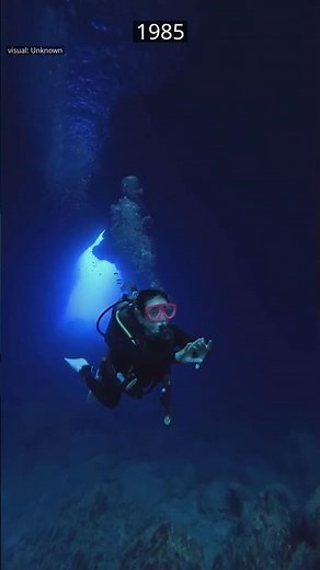 They Found the Titanic at the Bottom of the Ocean (1985)