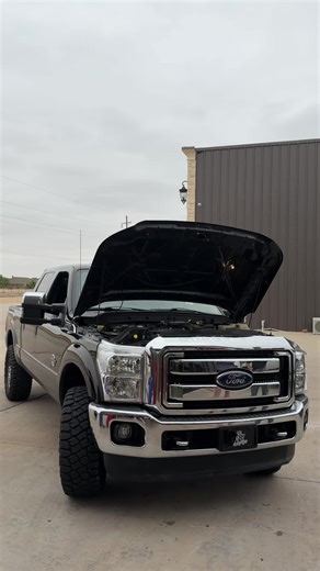 @♣️𝔅𝔬𝔡𝔢𝔫♣️ Brought us his super clean steel body 6.7 To get the full works with a 4” race pipe! Straight Off the Lot From Colorado! #wtxperformance