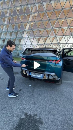 Autogefühl on Instagram: "💡Trunk features of the all-new Peugeot 3008, here as Peugeot e-3008 (EV). #Peugeot #peugeot3008 #peugeote3008 #electricvehicle #electricvehicles #cartechnology #cartech"