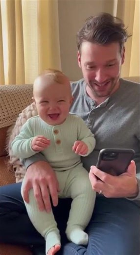 Sneezing never sounded so funny 😂🤧 #BabyLaughs #FamilyMoments