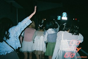 BEYOOOOONDS on Instagram: "🚄おしらせ⟡.· 2024.5.29発売のNEWシングルの中から 『Go City Go』 のミュージックビデオを、 BEYOOOOONDSの公式YouTubeチャンネルで公開！ 🖇️ 𓈒 ݁⋆公開日は、2024.5.17 (Fri) 21:00 お楽しみに🫧 #ハロプロ #BEYOOOOONDS #GoCityGo #輝きなビヨちゃん"