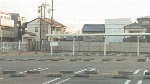 駐車場で車の窓ガラス割る男…制止しようとした男性が軽傷