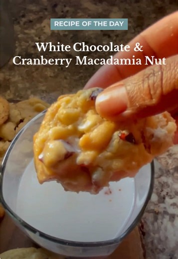 White chocolate. Cranberries. Macadamia nuts. 🤤These cookies are what holiday baking dreams are made of – crispy edges, chewy centers, and loaded with all the good stuff. ⁠ ⁠ They're honestly perfect for cookie exchanges, gift boxes, or just eating straight off the cooling rack (no judgment). ⁠ ⁠ The best part? They're so easy to make and always disappear first at every party.⁠ ⁠ 👀Recipe link in bio!⁠ ⁠ #cookies #christmascookies #cookielover #christmas