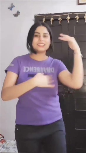 Old Punjabi Vibes ✨ Jind Kadh Ke Dance Reel #shortsindia #viral #punjabireels #reels #dancereel