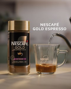 No machine needed for a high quality espresso, any way you like it. Enjoy NESCAFÉ Gold Espresso. | NESCAFÉ