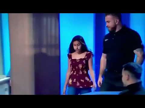 Caso cerrado : Doctora Polo y la Colombiana hablando inglés "Aquí se habla en Español"