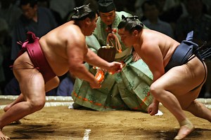 You ever dream of seeing Sumo wrestling? Sumo and Sushi brings tournament to DC - WTOP News