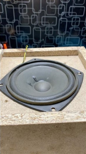 DIY laptop charger into ultrabass amplifier | amplifier subwoofer