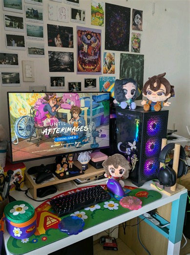 updated PC setup !! added this super cute desk mat vertical mouse seashell wrist pads riser :) also I CANT WAIT TO PLAY AFTERIMAGES ON IT ! June 18 !!