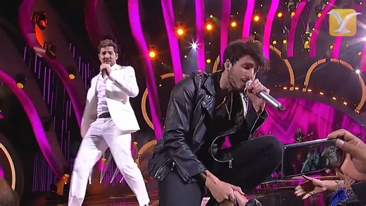 David Bisbal ft. Sebastián Yatra - A partir de hoy - Festival de Viña Video Original: https://youtu.be/ZRIjeeCwpMo SUSCRIBE! FESTIVALDEVINACHILE https://www.youtube.com/@festivaldevinachile #ViveViña #FESTIVALDEVIÑA #VIÑA #BISBAL #SEBASTIANYATRA #FESTIVALDEVIÑA No olvides suscribirte y activar la campanita para ser el primero en ver los nuevos videos de los mejores artistas del Festival de Viña del Mar #VIÑA #ViveViña 🎹 Sólo los más grandes artistas qué han estado en #VIÑA reviven en el Canal H