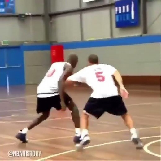 Kevin Garnett ONE-ON-ONE full court 🍿