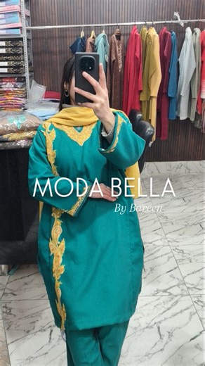 Modabella_bareen on Instagram: "WINTER COLLECTION HAND ARI EMBROIDERED PHIRAN SET WIDTH:50 LENGTH:40.5 LINT FREE #wintercollection #pheranset"