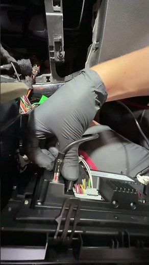 📱 ¿Tu pantalla se ha quedado anticuada y echas de menos tener CarPlay o Android Auto?