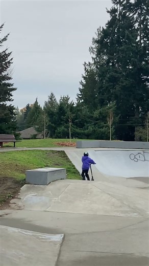 I did the splits💀☠️😣 #scootering #fail