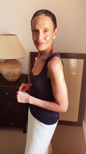 Modern Vintage Styling: Elevate Your Look with Tips from The Elegant Stylist