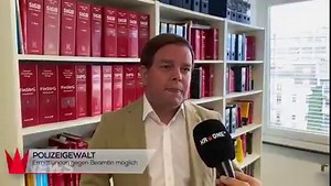 Die Bilder der Eskalation der Corona-Demo in Innsbruck aus dem heurigen Frühjahr, bei der schließlich ein 81-Jähriger von der Polizei brutal am Boden fixiert wurde, haben für Aufsehen gesorgt und sind vielen Menschen noch immer lebhaft in Erinnerung. Als Anwalt habe ich mich gemeinsam mit den Betroffenen dieser Sache angenommen und kämpfe hier für Gerechtigkeit: | Markus Abwerzger