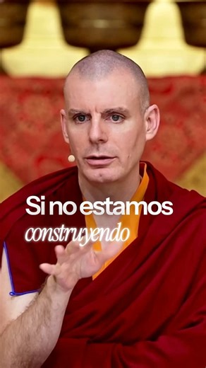Lama Rinchen on Instagram: "Escribe la palabra RETO en los comentarios y únete GRATIS al Reto de 21 Días de Meditación para la Paz, con prácticas guiadas y ejercicios suaves de yoga para preparar el cuerpo antes de meditar. Del 11 al 31 de enero. En estas fechas solemos pensar en regalos para los demás. Este año ¿te regalarías GRATIS un hábito que puede cambiar tu forma de vivir? Compártelo con tu familia, amigos o a quien creas que le puede interesar! 🧘‍♂️ Gratuito ⏱️ 21 minutos al día 📺 En d